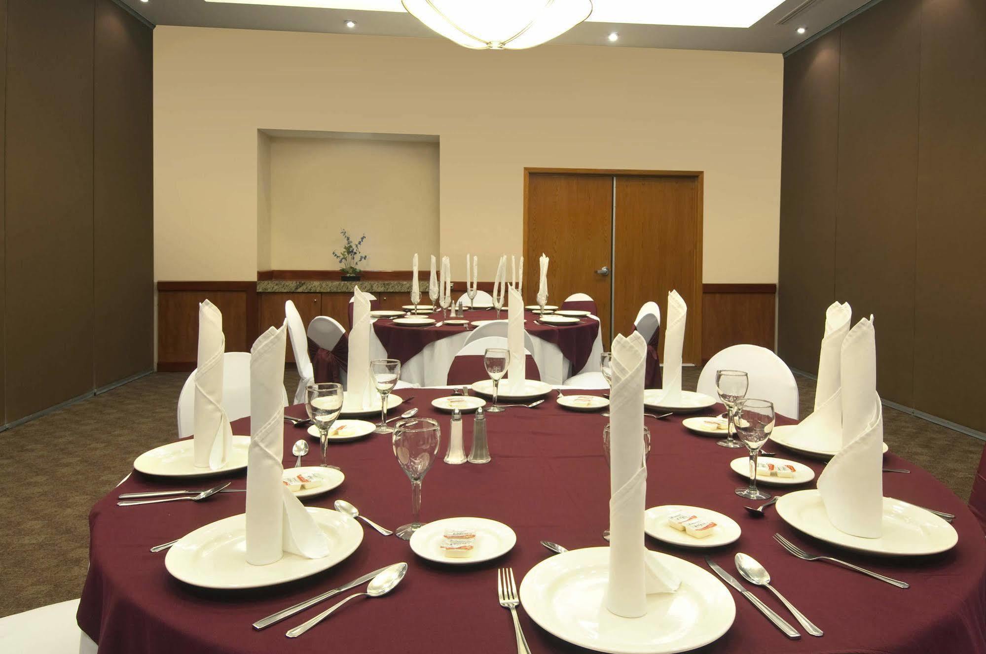 Fiesta Inn Poza Rica Exterior photo
